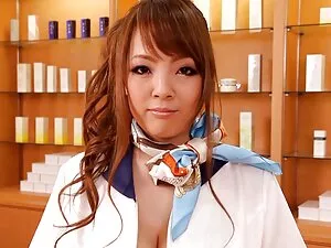 凡妮莎一天在海滩上做爱，野生1080p  ...